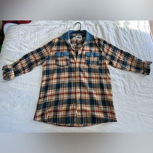 Untold Brewery long sleeve button up flannel. *RARE*